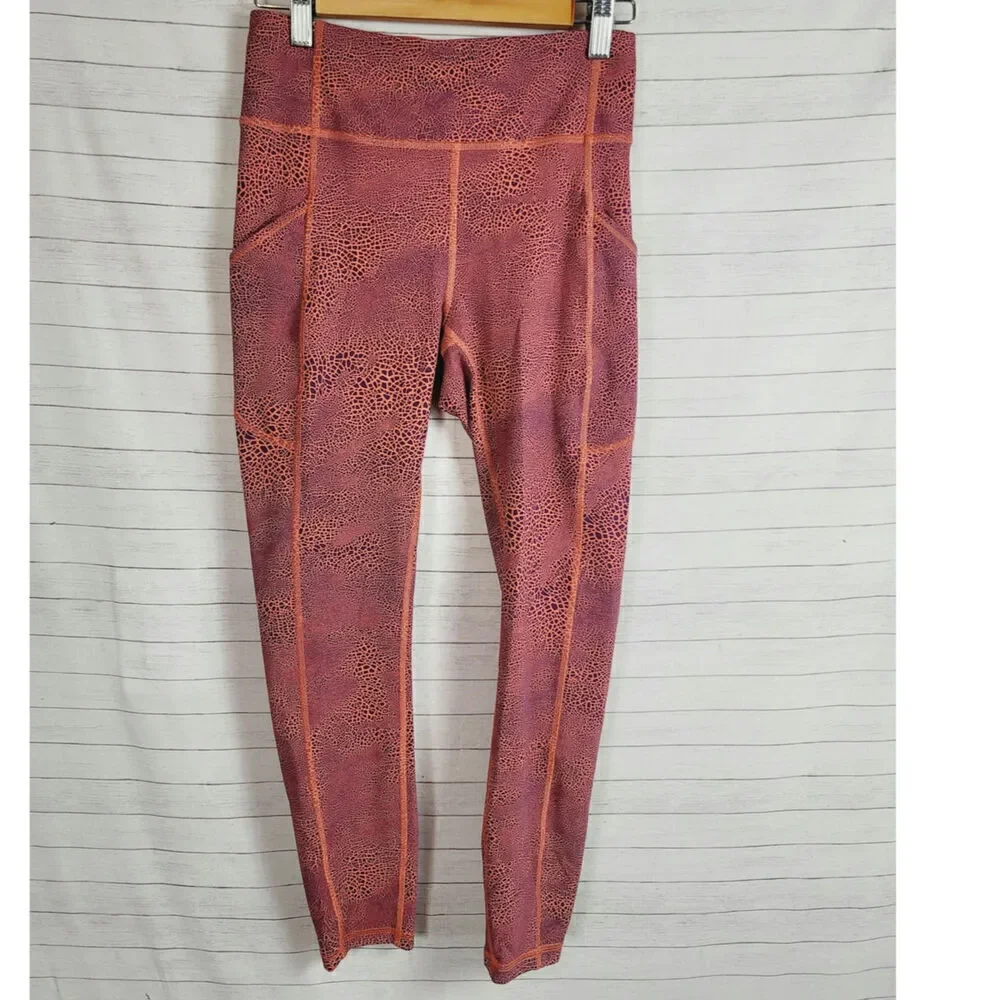 Lululemon Invigorate High-Rise Tight 25” in Crackle Orange, sz 6